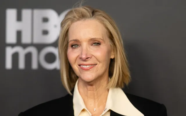 Lisa Kudrow Says the ‘Friends’ Writers Were ‘Mostly Men’ Who Stayed ‘Up Late Discussing Their Sexual Fantasies’ About…