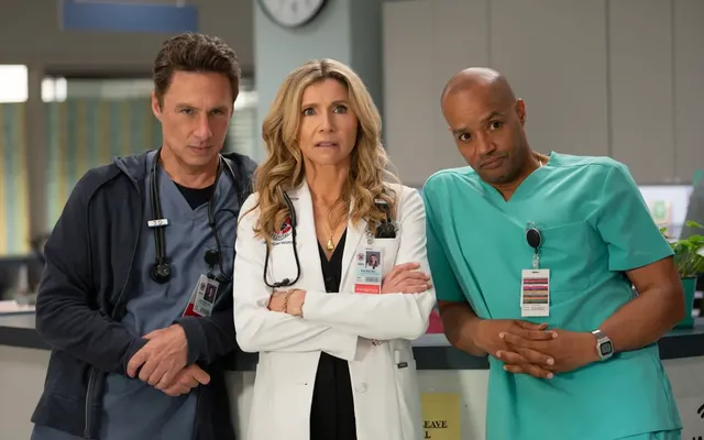 ‘Scrubs’ Showrunner Dissects Season 2 Premiere: Is Dr. Cox Going to Live, and Will We Finally See J.D. and Elliott’s K…