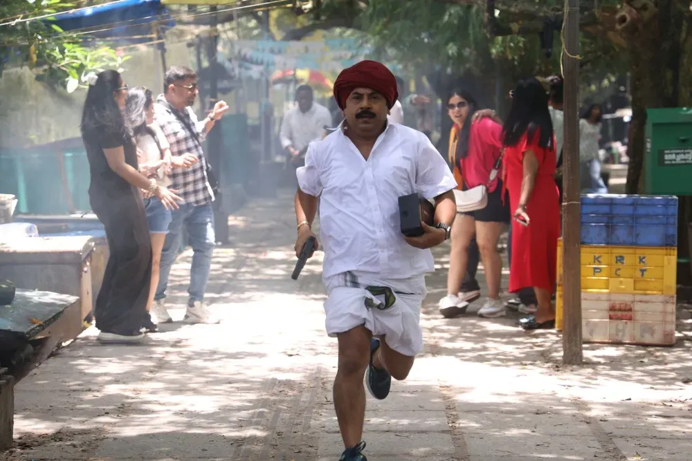 Satyajit Ray Film by Srijit Mukherji, New Feluda and Eken Mysteries Lead Bengali Streamer Hoichoi’s 10th Anniversary S…