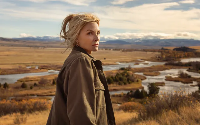 ‘The Madison’ Star Michelle Pfeiffer Says There Was ‘No Bathroom,’ ‘No AC’ and ‘No Food’ on Set While Shooting Taylor…