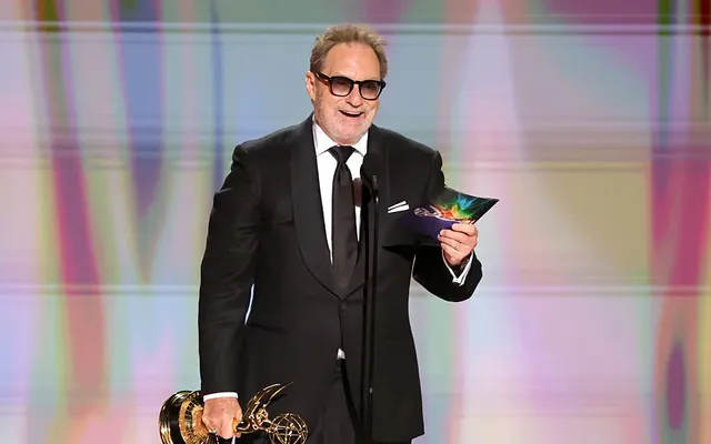 Stephen Root Wins Emmy ‘Widow’s Bay’ and Becomes Oldest Winner for Supporting Actor in a Comedy Series