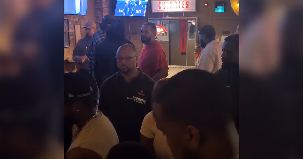 Drake just showed up at a Toronto bar and reportedly bought everyone shots