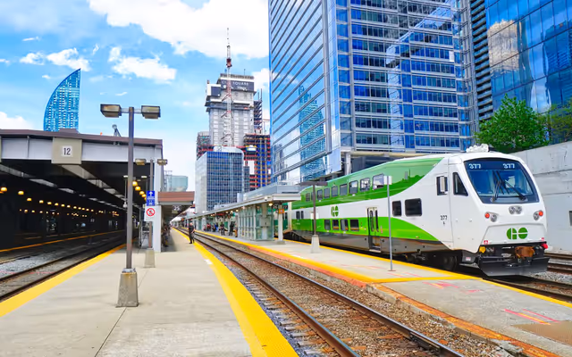 Fare-evaders on Toronto transit will soon face court dates and fines up to $2,400