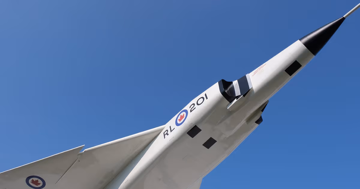 There's now a giant supersonic fighter jet sitting in an Ontario park
