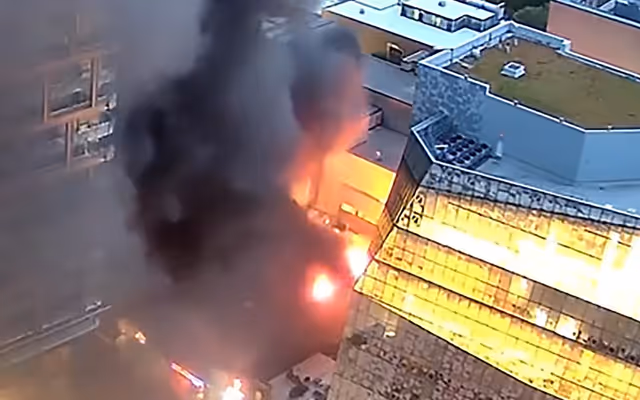 Video captures exact moment Toronto's Zanzibar Tavern erupted into flames