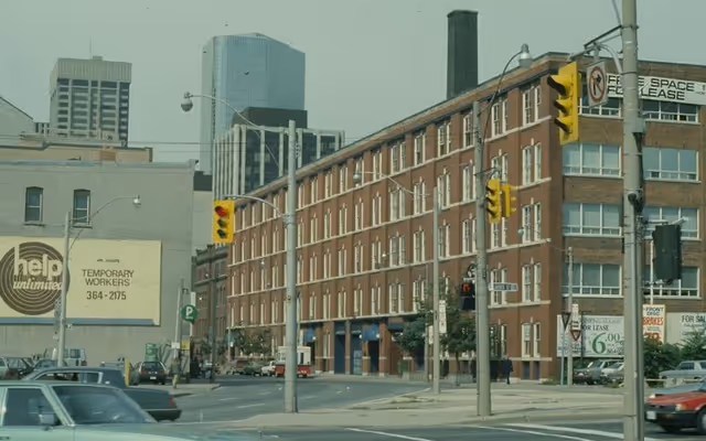 What Richmond Street used to look like in Toronto