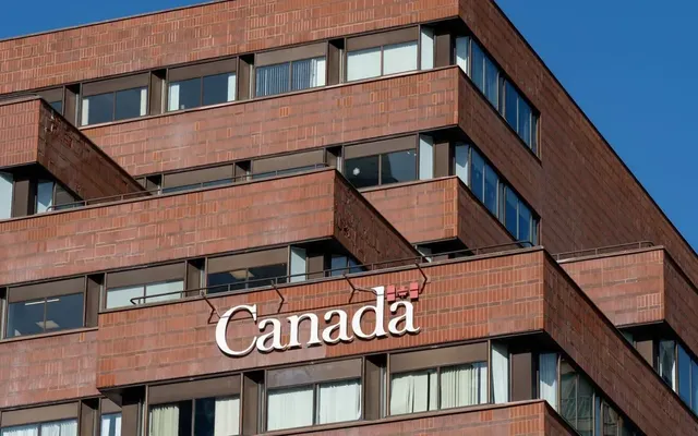 New rebate program could get Canadians up to $10,000 from government