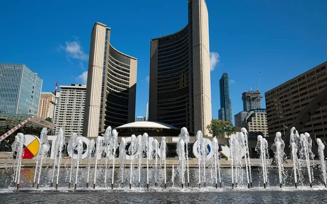 New polls show Toronto might be getting a new mayor next week