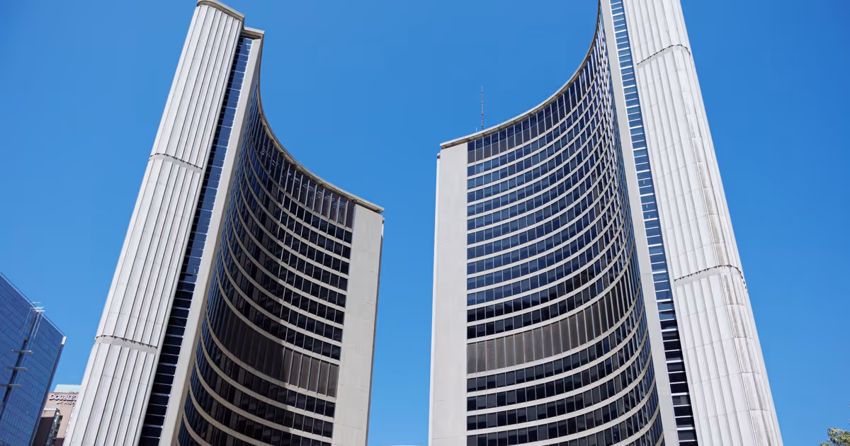 How to beat the long lines to vote in Toronto's election
