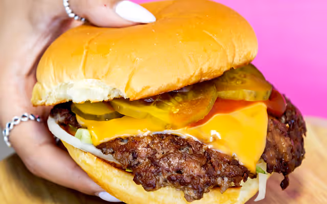 Why a popular former Toronto pizza restaurant is now betting it all on burgers