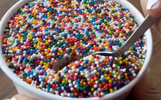 Viral dot cake trend has arrived in Toronto and here's where to find them