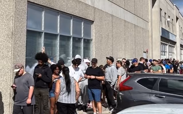 Hundreds lined up in Ontario this weekend to try a viral new sandwich