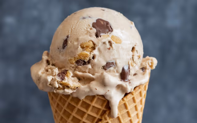 Ice cream possibly containing gravel and plastic recalled across Canada