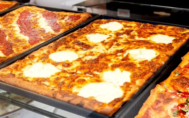 Much-hyped NYC pizza restaurant opening second Toronto location
