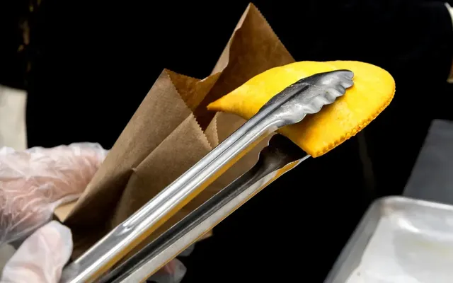 Iconic Toronto Jamaican patty shop warns customers after impostors go viral