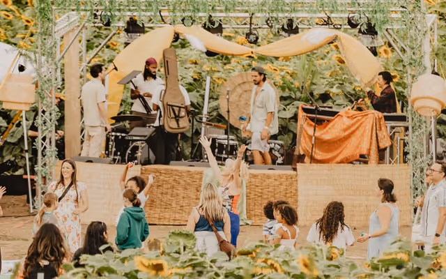 Ontario farm is set to host massive music festival in giant sunflower field this week