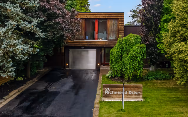 Stunning $1.5 million Ontario home embraces indoor-outdoor living