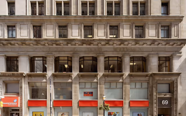 Toronto office tower built over a century ago is about to transform into a hotel