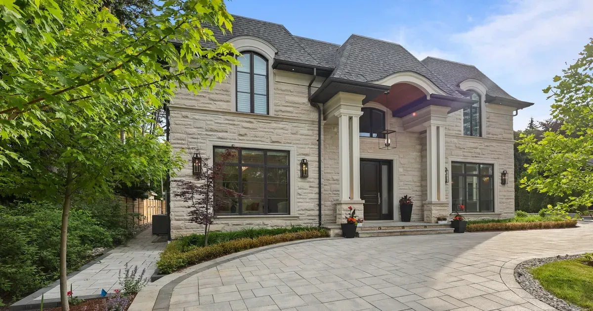 French-style château in Ontario comes with its own private hydrotherapy spa