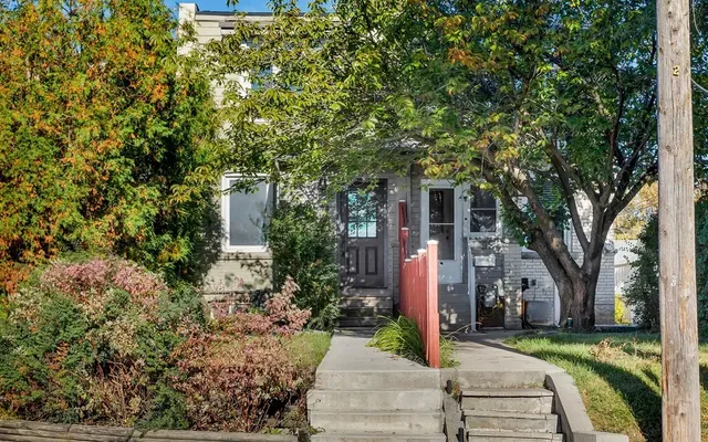 Stylish Toronto home is shockingly priced at under $650,000
