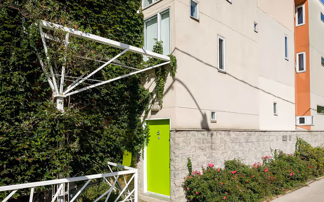 Bizarre triangular Toronto home transformed lot nobody wanted into a prize