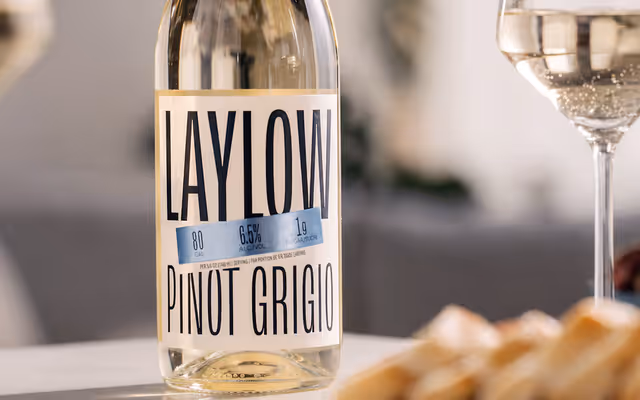 Reviewing the new light-alcohol wine that's making waves in Canada