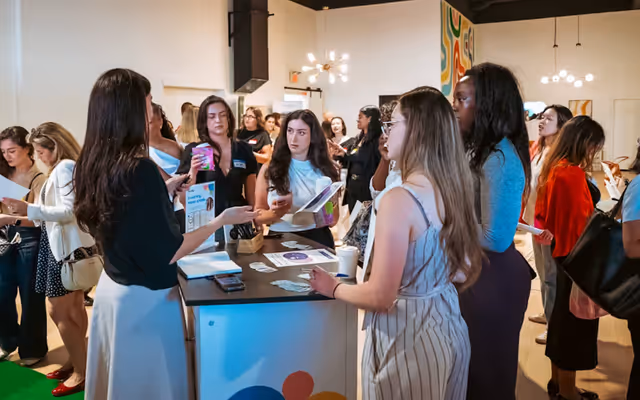 Grab a free coffee and discover how easy investing can be at this Toronto Investly event