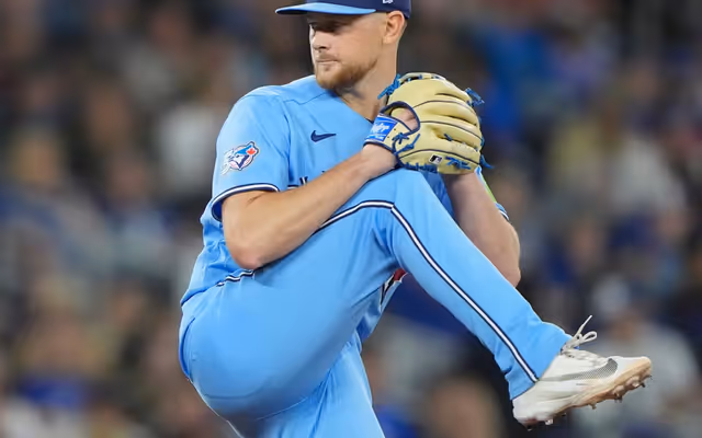 Toronto Blue Jays fans want this struggling pitcher off the team
