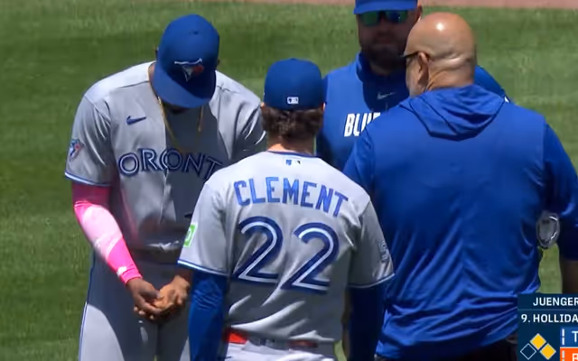 Toronto Blue Jays player injured by fan that threw baseball at him
