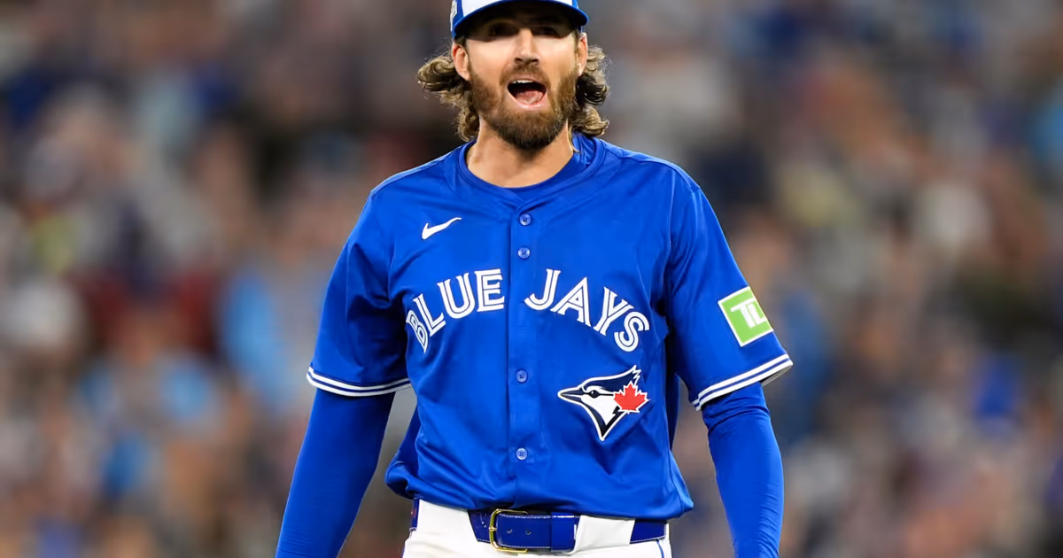 Gausman gets emotional after potentially playing last game with Toronto Blue Jays