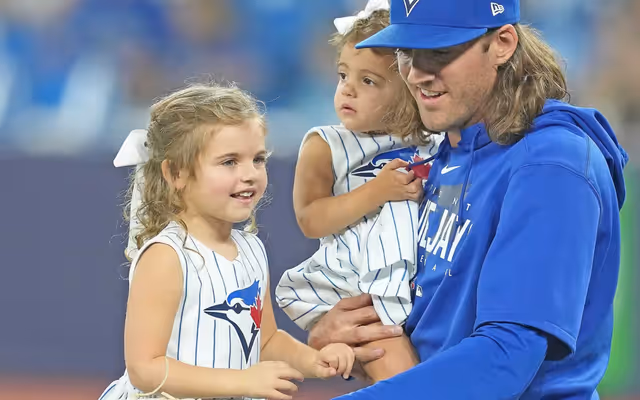 Kevin Gausman's daughter jokingly throws shade at Toronto Blue Jays
