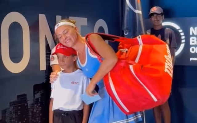 Toronto ball kid surprises Ukrainian tennis star with adorable letter