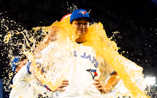 Toronto Blue Jays rookie is also an amateur weatherman