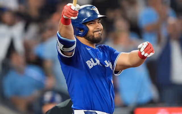 Forgotten Toronto Blue Jays slugger still hoping to return this season