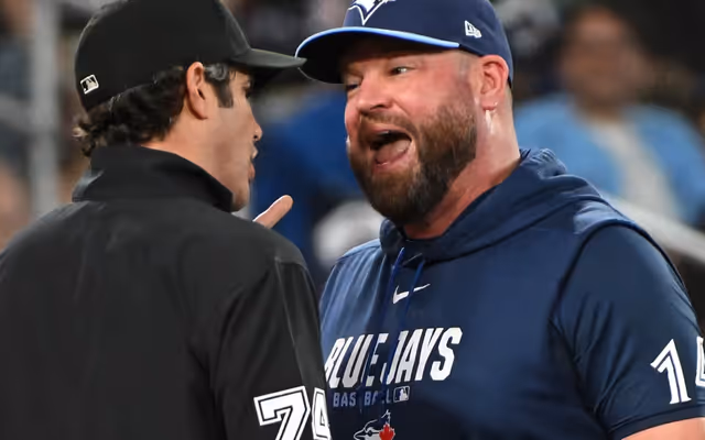 Toronto Blue Jays react to wild umpire call that paused game for 20 minutes