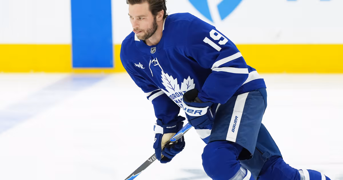 Toronto Maple Leafs player bolts to Europe after disappointing season