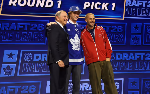Gavin McKenna is going to live with one of his Toronto Maple Leafs teammates