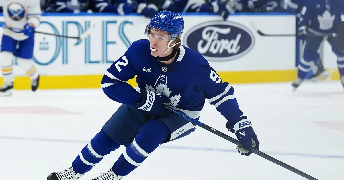 Toronto Maple Leafs coach explains why rookie Gavin McKenna got benched