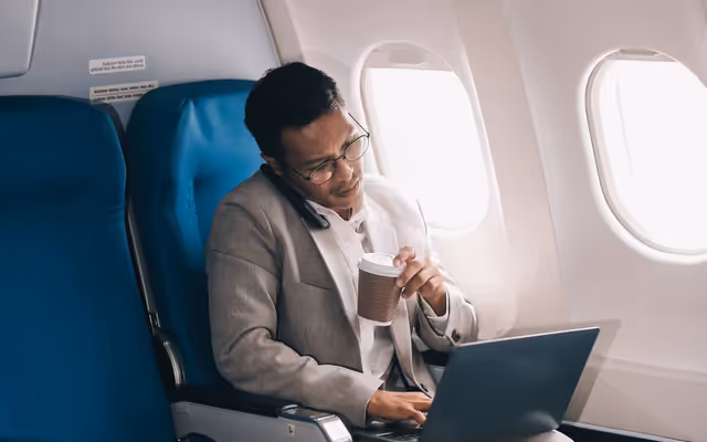 Two Canadian airlines make the cut for world's fastest in-flight Wi-Fi