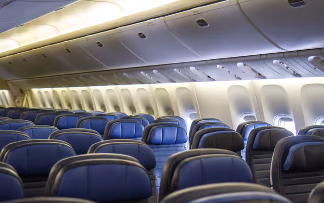 Canadians on major airline could soon be able to buy out middle seats for extra comfort