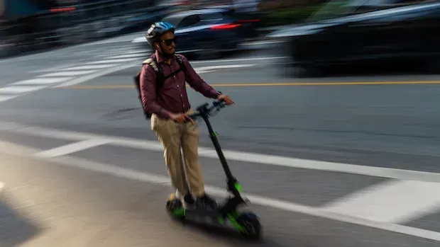 Age, speed limits for e-scooters and other personal electric vehicles hitting Manitoba roads next year