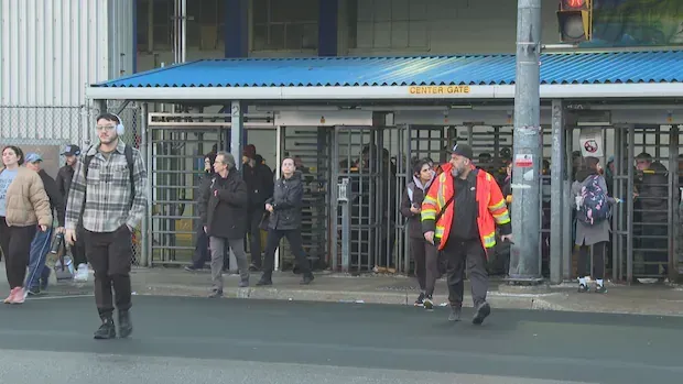 Unifor Stellantis workers vote 97% in favour of strike mandate with talks still stalled
