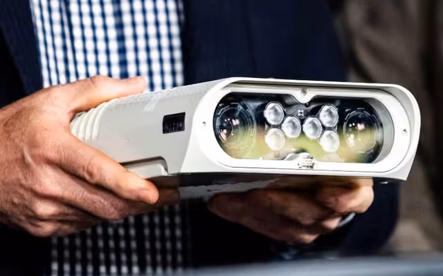 AI-powered surveillance cameras are spreading in Canada