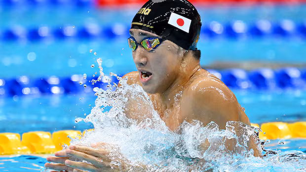 Japanese swimmer Shin Ohashi, 17, sets world record in 200m breaststroke at Asian Games