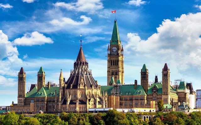 Ottawa tightens rules for Atlantic Immigration Program applicants with employment changes