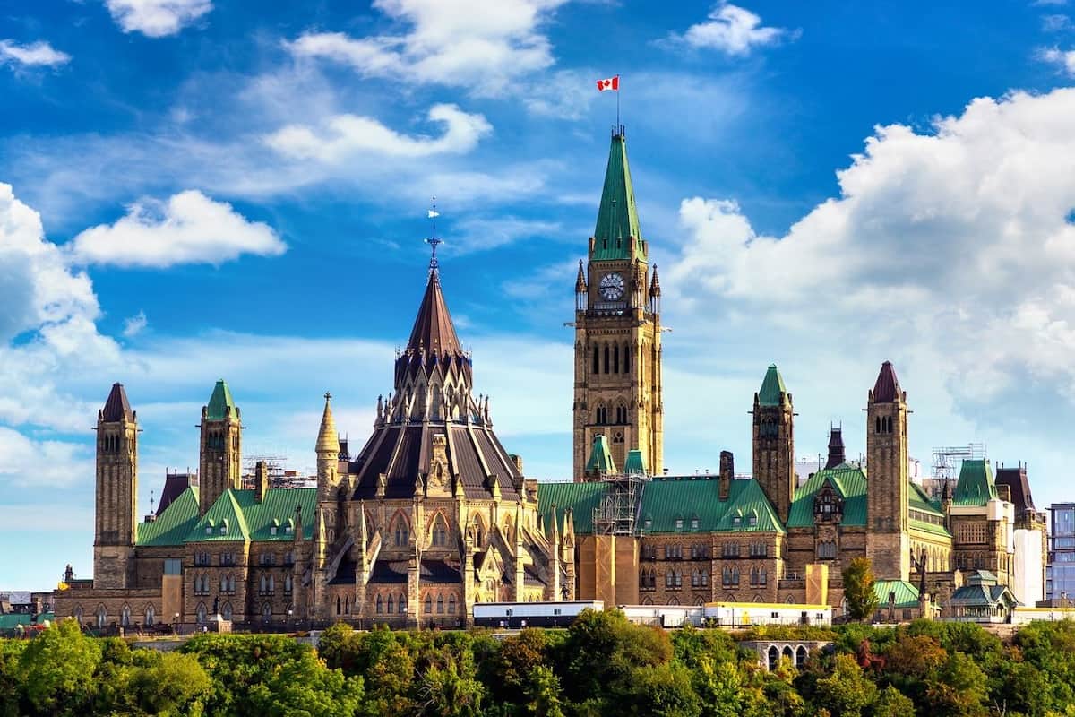 Ottawa tightens rules for Atlantic Immigration Program applicants with employment changes